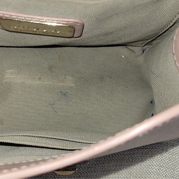 Elegant Pink Chain Shoulder Bag - Picture 11 of 12